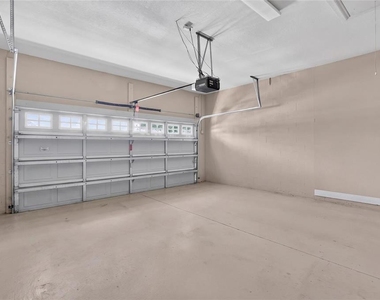 1105 Stoney Creek Boulevard - Photo Thumbnail 22