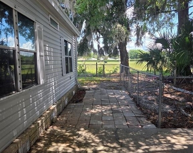 3224 Manatee Road - Photo Thumbnail 23