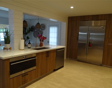 470 Bal Harbor Boulevard - Photo Thumbnail 5
