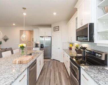 34338 Wynthorne Place - Photo Thumbnail 6