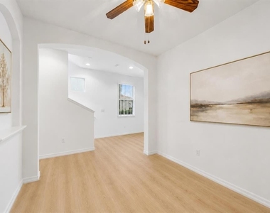 1183 Jonah Drive - Photo Thumbnail 6