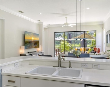 7223 Presidio Glen - Photo Thumbnail 12