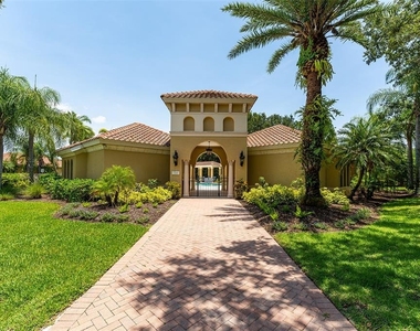7223 Presidio Glen - Photo Thumbnail 34