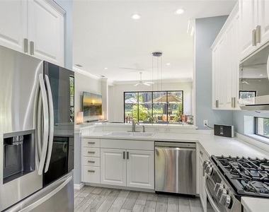 7223 Presidio Glen - Photo Thumbnail 15
