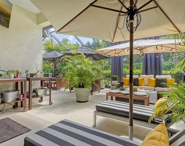 7223 Presidio Glen - Photo Thumbnail 23