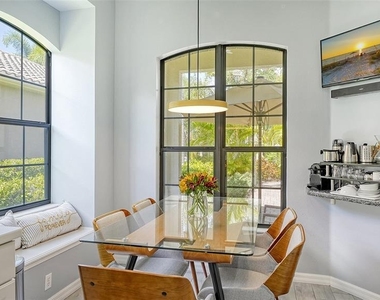 7223 Presidio Glen - Photo Thumbnail 14
