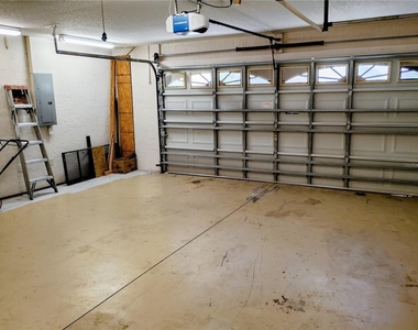 4509 30th Lane E - Photo Thumbnail 9