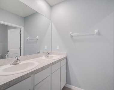 3919 Willow Branch Place - Photo Thumbnail 22