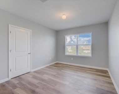 3919 Willow Branch Place - Photo Thumbnail 19