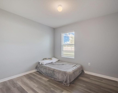 3919 Willow Branch Place - Photo Thumbnail 13