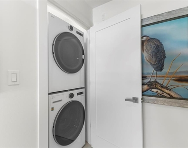1750 Benjamin Franklin Drive - Photo Thumbnail 21