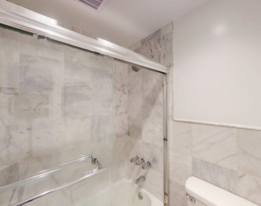 201 East 12th Street - Photo Thumbnail 5
