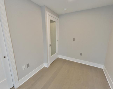 411 East 12th Street - Photo Thumbnail 3