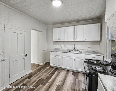 602 Prospect Avenue - Photo Thumbnail 4