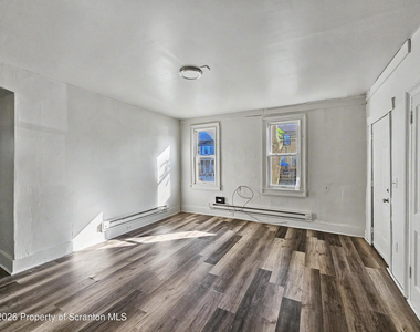 602 Prospect Avenue - Photo Thumbnail 5