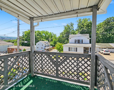 1403 N Sumner Avenue - Photo Thumbnail 1