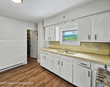 310 21st Avenue - Photo Thumbnail 4