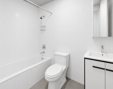 483 Evergreen Avenue - Photo Thumbnail 13