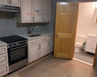 19-22 21st Road - Photo Thumbnail 5
