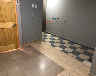 19-22 21st Road - Photo Thumbnail 3