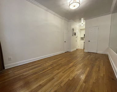 448 East 87th Street - Photo Thumbnail 2