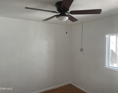 1026 Myrtle Avenue - Photo Thumbnail 5