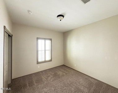 14372 Angel D Garcia Court - Photo Thumbnail 7