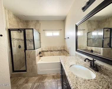 14372 Angel D Garcia Court - Photo Thumbnail 10