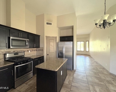 14372 Angel D Garcia Court - Photo Thumbnail 6