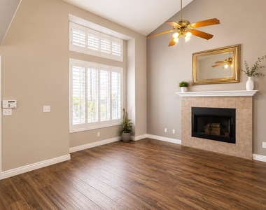 836 Sunset Park Drive - Photo Thumbnail 1