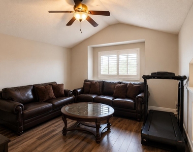 836 Sunset Park Drive - Photo Thumbnail 15
