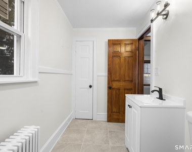37 Byrneside Avenue - Photo Thumbnail 31