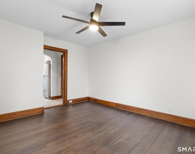 37 Byrneside Avenue - Photo Thumbnail 21