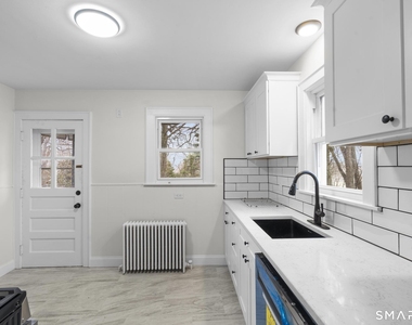 37 Byrneside Avenue - Photo Thumbnail 13