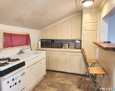 603r Center Street - Photo Thumbnail 5