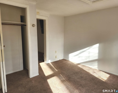 603r Center Street - Photo Thumbnail 10
