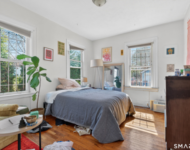 224 Huntington Street - Photo Thumbnail 8