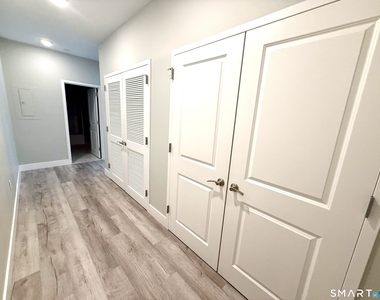 502 Howe Avenue - Photo Thumbnail 7