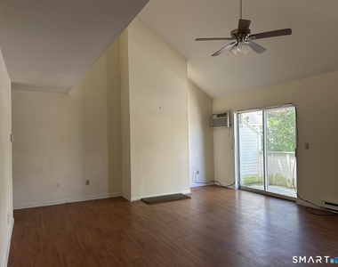 160 Willow Springs - Photo Thumbnail 12