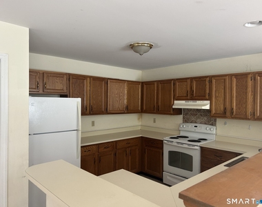 160 Willow Springs - Photo Thumbnail 13