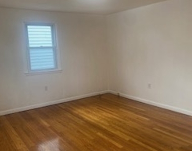 330-332 Cherry Street - Photo Thumbnail 8