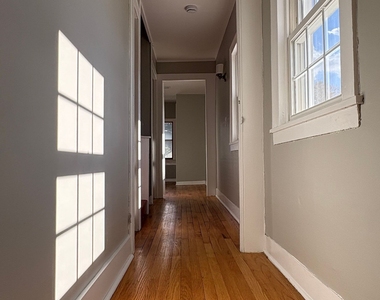 548 Main Street - Photo Thumbnail 9