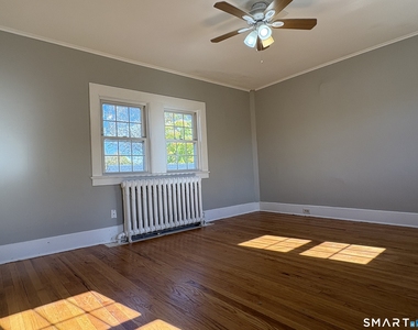 548 Main Street - Photo Thumbnail 11