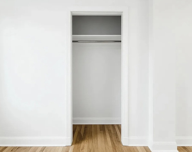 209 West 102nd Street - Photo Thumbnail 5