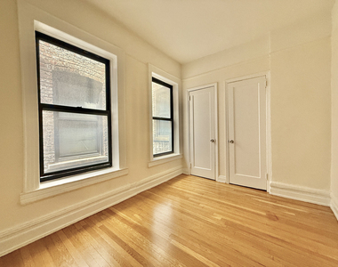  East 12th Street - Photo Thumbnail 4