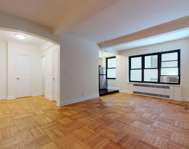 East 56th Street - Photo Thumbnail 1