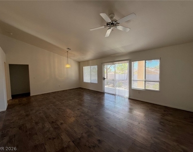 2832 Billy Casper Drive - Photo Thumbnail 4