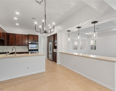 11283 La Madre Ridge Drive - Photo Thumbnail 10