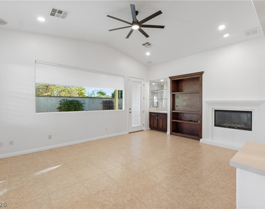 11283 La Madre Ridge Drive - Photo Thumbnail 14