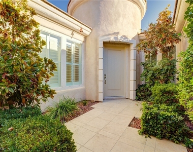 11283 La Madre Ridge Drive - Photo Thumbnail 4